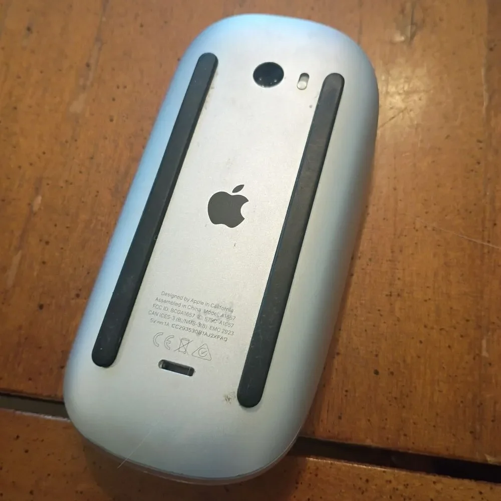 Apple Magic Mouse 2 Wireless Mouse - Black (A1657)